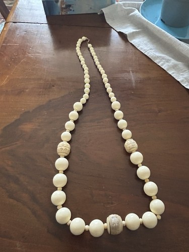 Lunga collana etnica bianca - collana,